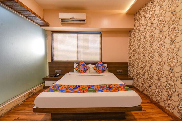Room 17 of 26