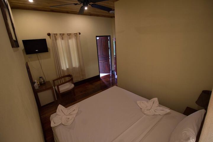 Room 39 of 80