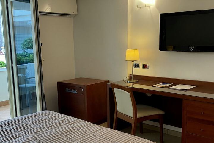 Room 21 of 75