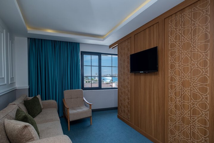 Room 30 of 49