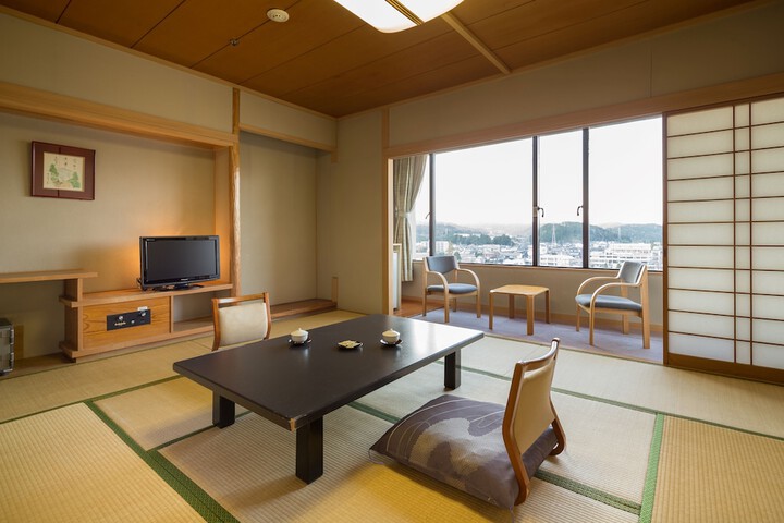 Room 6 of 52