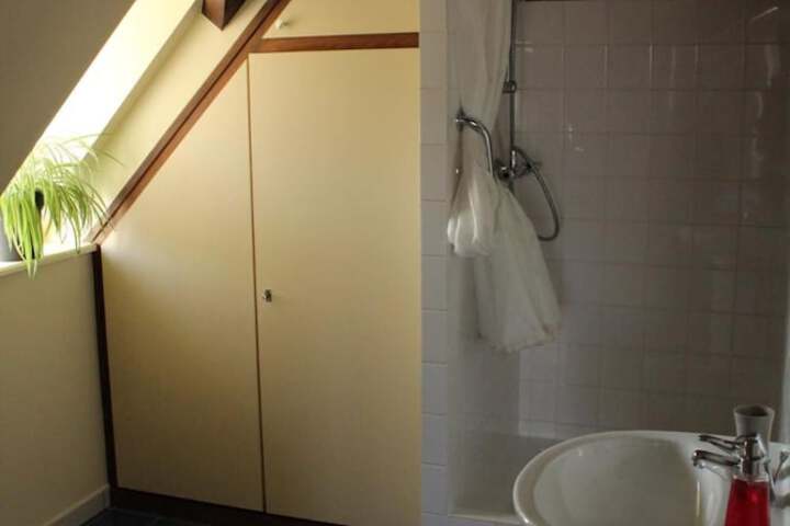 Clean Restrooms