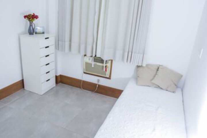 Room 33 of 39