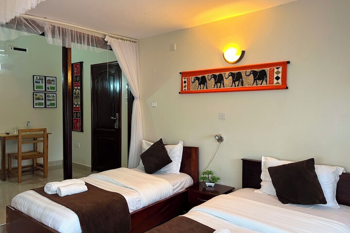 Room 14 of 29