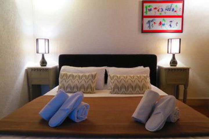 Room 12 of 19