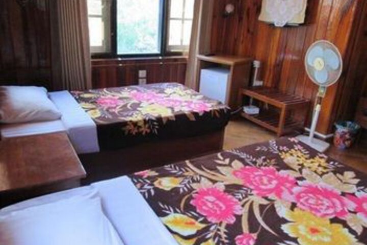 Room 21 of 32