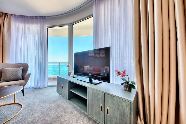 Room 56 of 106