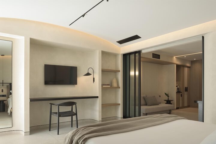 Room 107 of 357