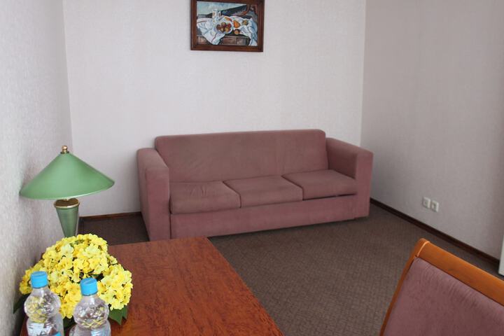 Room 17 of 40