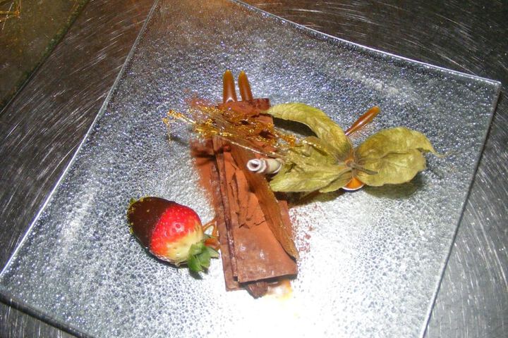 Dining 34 of 62
