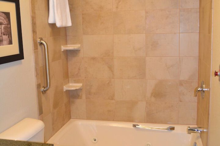 Standard 2 Queen Beds Accessible (5 of 31)
