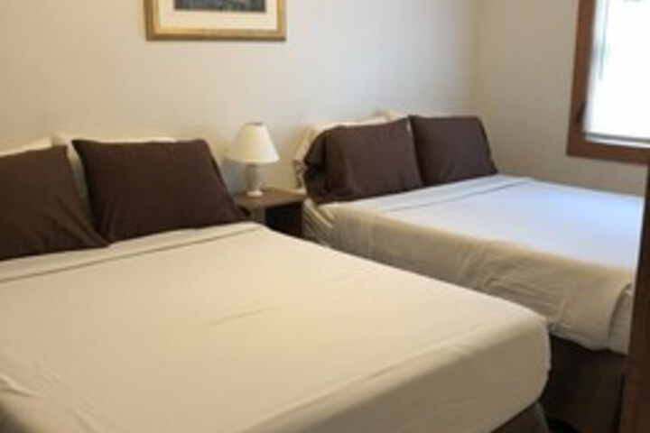 Room 64 of 342