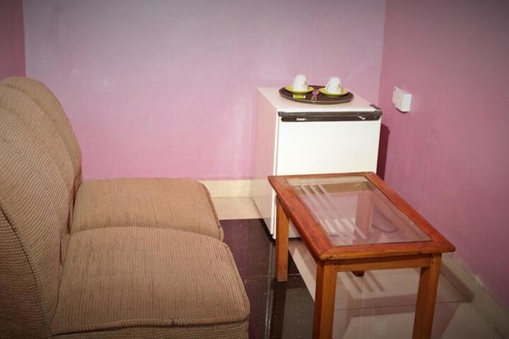 Room 10 of 21