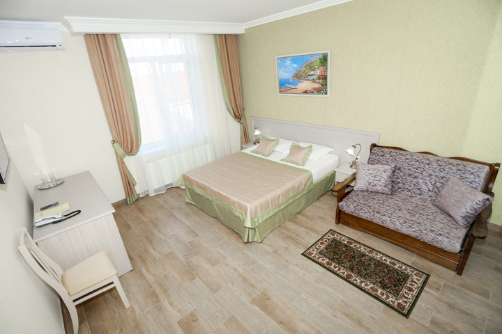 Room 14 of 40