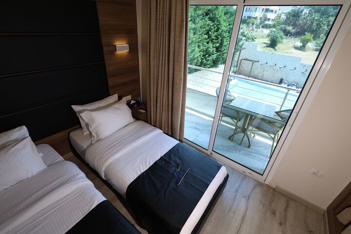 Room 29 of 105