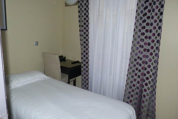 Room 3 of 14