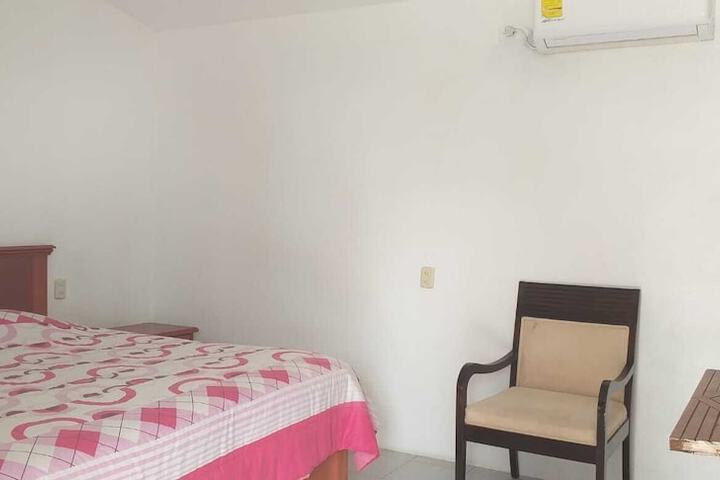 Room 6 of 44