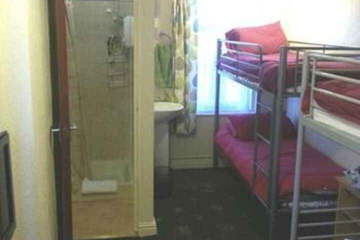 Room 73 of 149