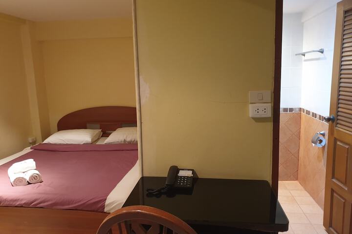 Room 29 of 67
