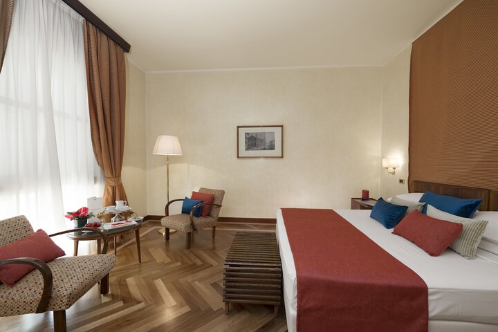 Room 47 of 161
