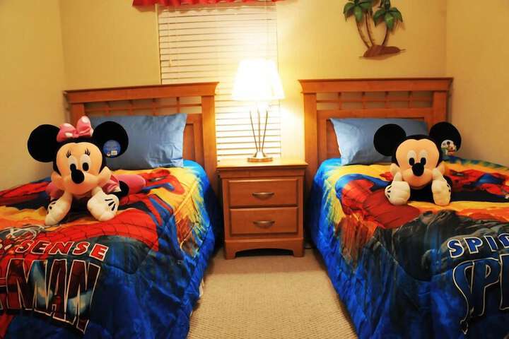 Room 8 of 31