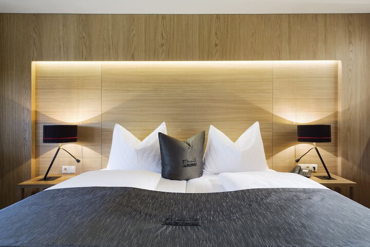 Room 10 of 63