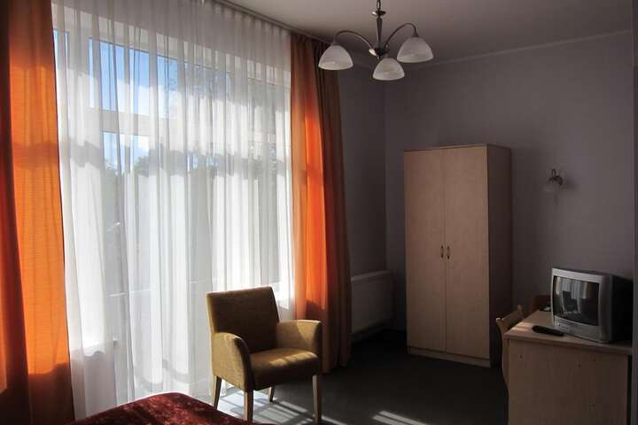 Room 30 of 51