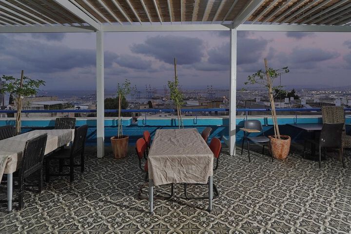 Sundeck 106 of 123