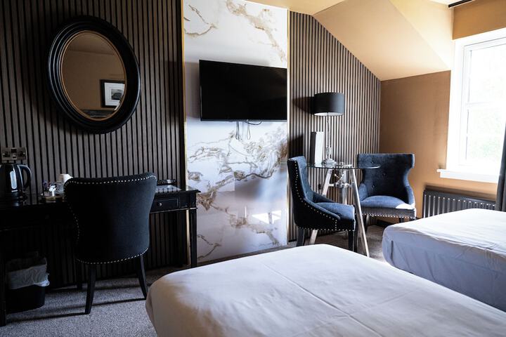 Room 21 of 44