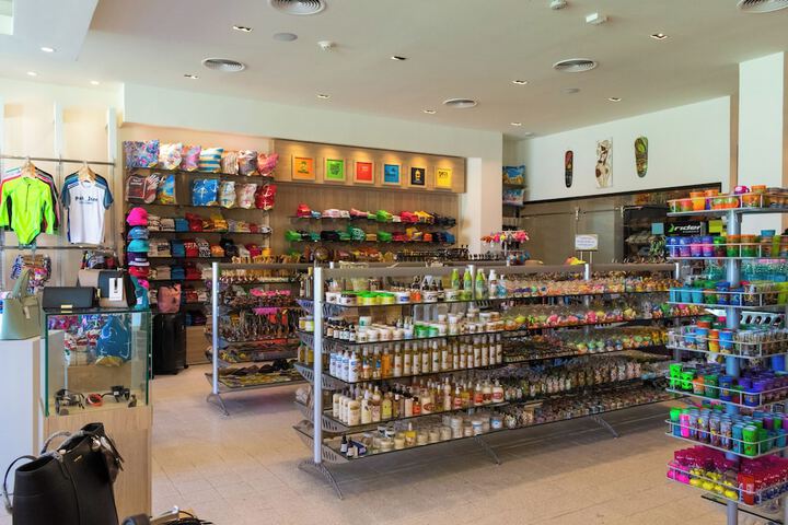 Gift Shop 78 of 218