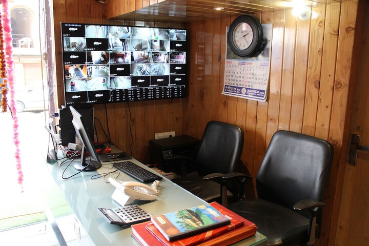Room 15 of 43