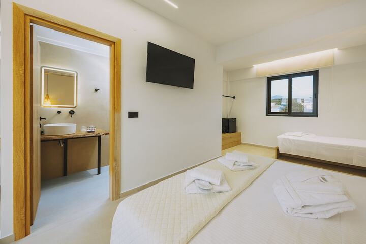 Room 40 of 100