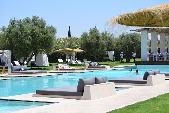 Pool 16 of 37