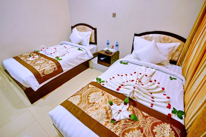Room 12 of 41