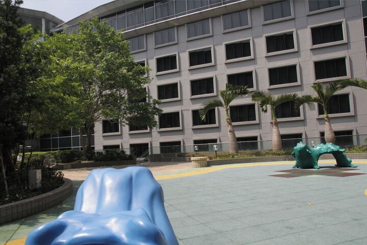 Hotel Exterior 96 of 112