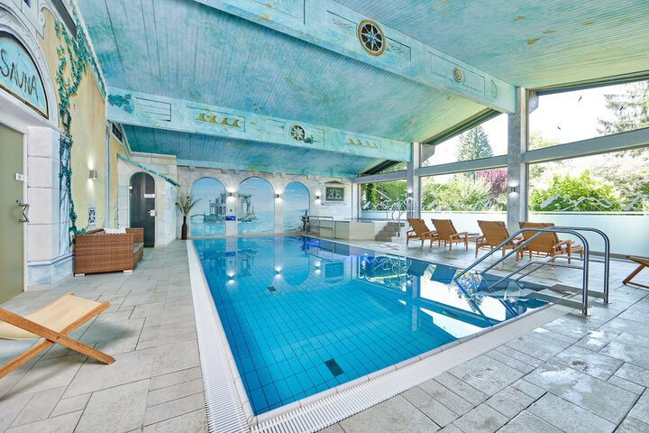 Pool 58 of 76