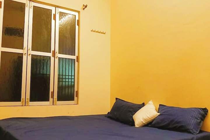 Room 8 of 51