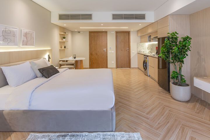 Room 46 of 86