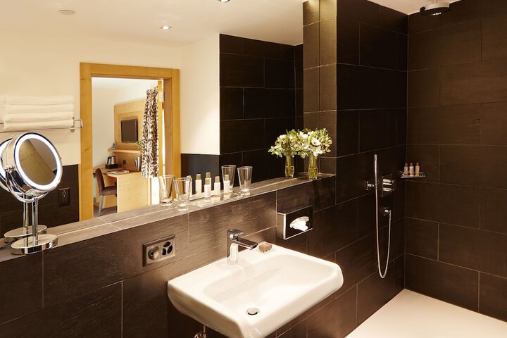 Bath Interior
