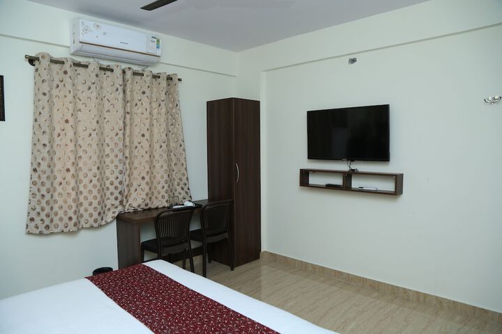 Room 17 of 23