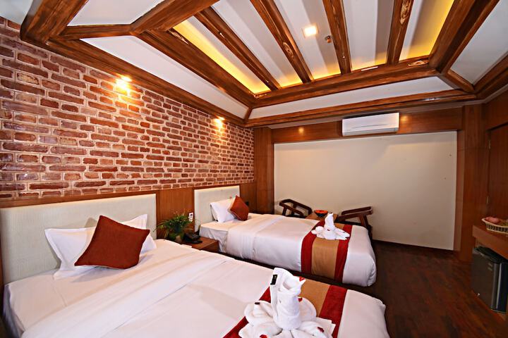 Room 28 of 58