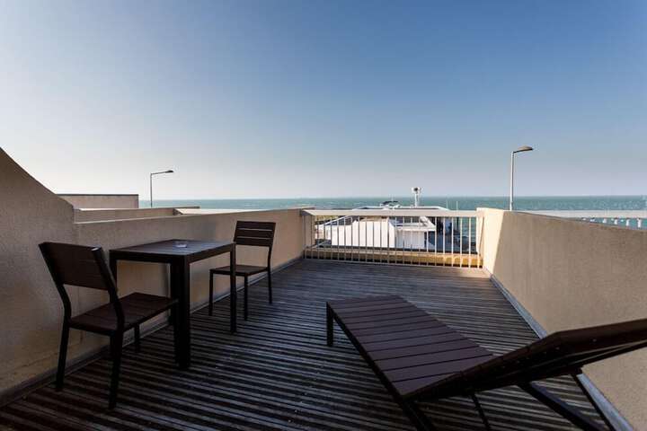 Terrace/Patio 16 of 42