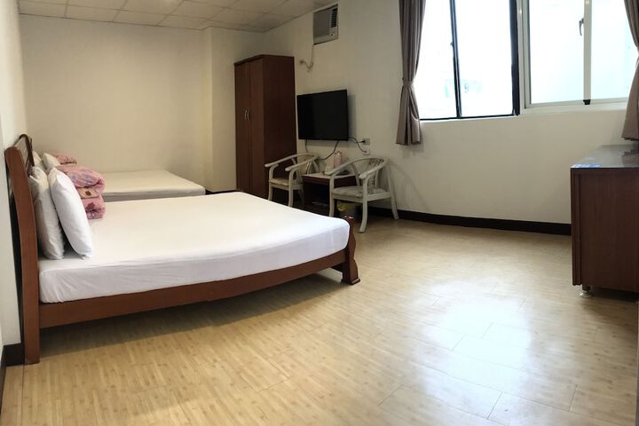Room 20 of 35