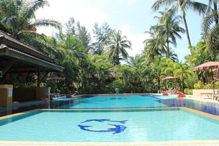 Pool 82 of 136