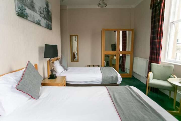 Room 16 of 72