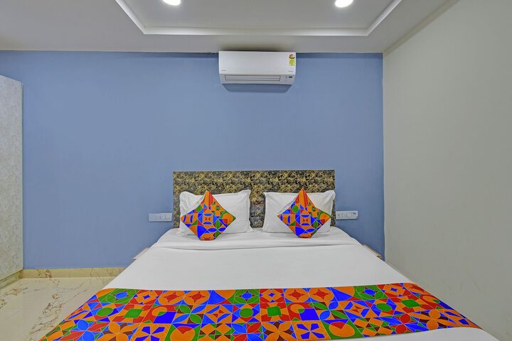 Room 17 of 29