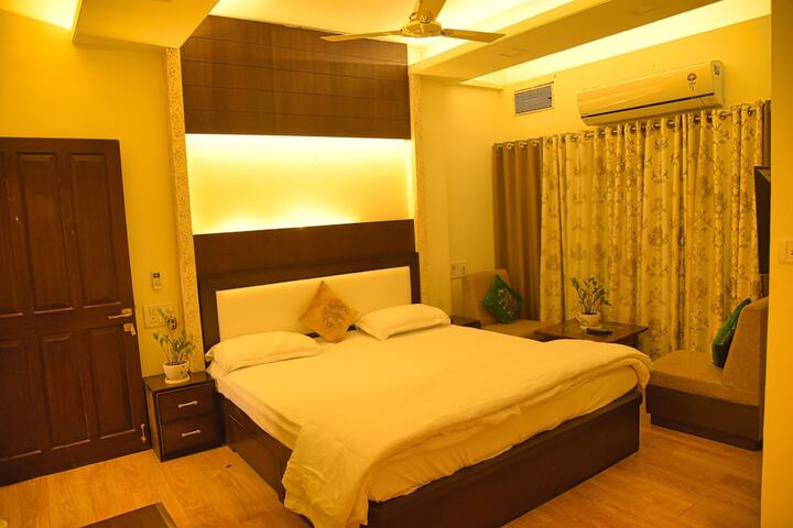Room 6 of 29