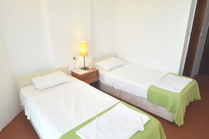 Room 4 of 23