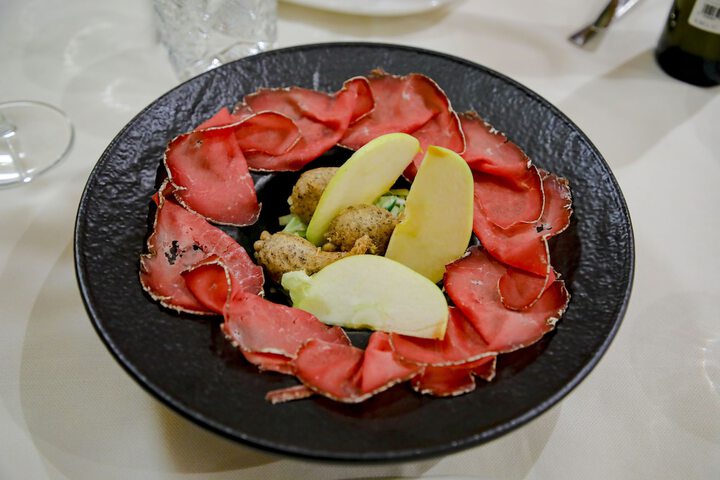 Dining 102 of 142