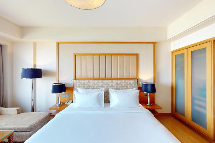 Room 19 of 116